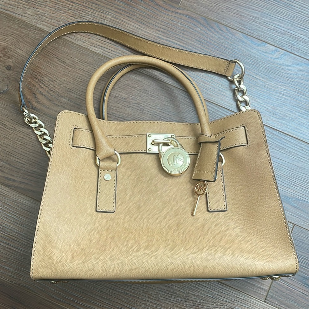 20% OFF Michael Kors Hamilton Satchel with dust cover